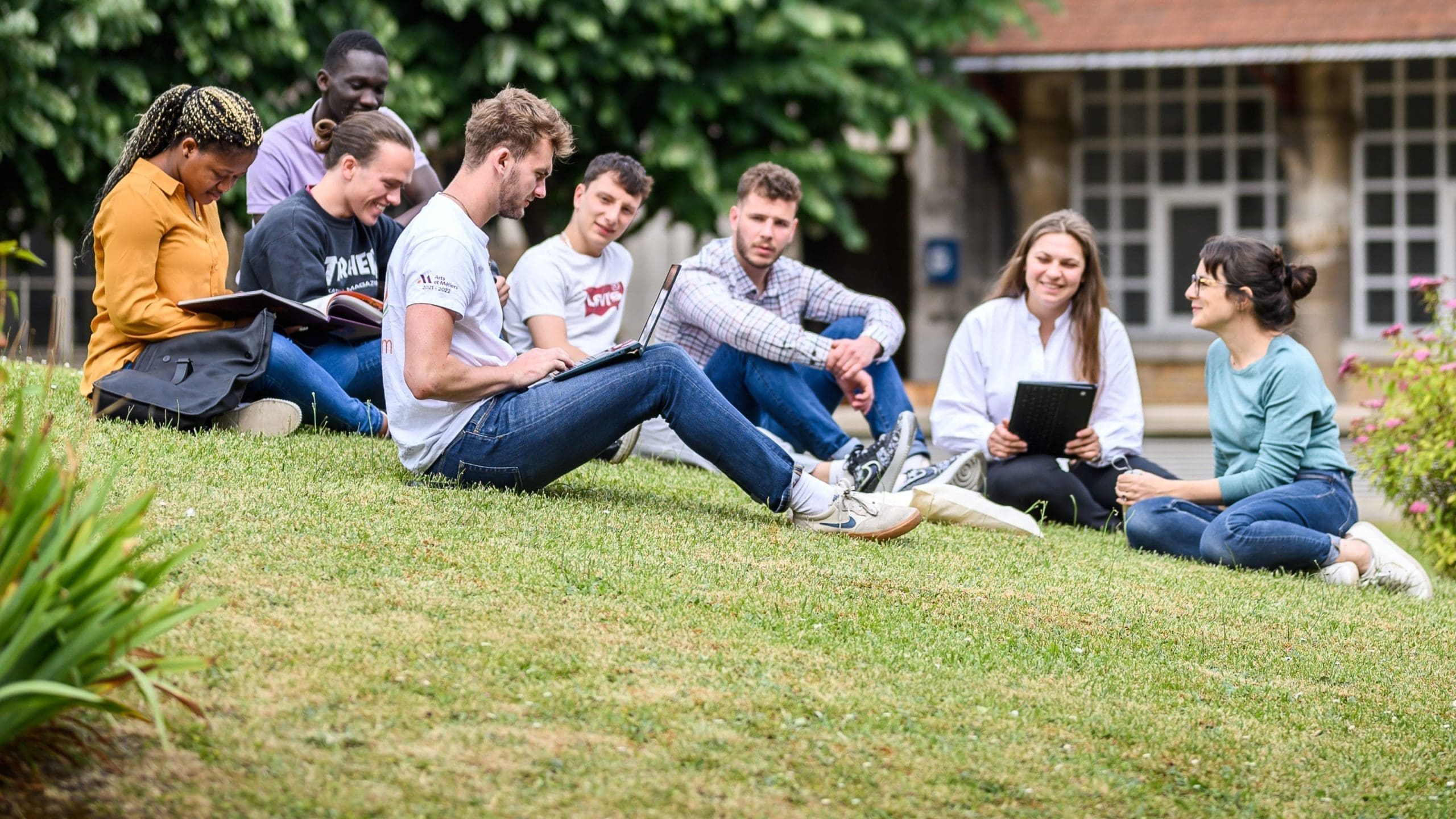 découvrez le parcours entrepreneurial de 2025 : une aventure riche en innovation, défis et opportunités. explorez les tendances émergentes, les stratégies gagnantes et les conseils d'experts pour réussir dans un monde des affaires en constante évolution.