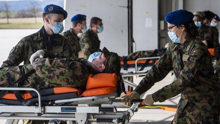 découvrez comment les innovations en matière de télécommunications ont transformé les opérations militaires dans les conflits modernes, améliorant la coordination et la stratégie sur le terrain.