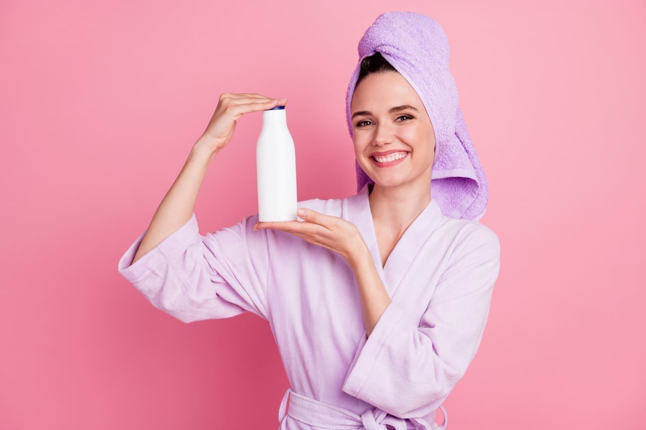 découvrez comment choisir le dermatologue qui vous convient le mieux. apprenez à évaluer les qualifications, l'expérience et les spécialités des professionnels de la peau pour garantir des soins adaptés à vos besoins dermatologiques.