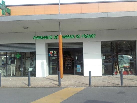 besoin d'une pharmacie de garde à blois ? retrouvez les horaires et adresses des pharmacies ouvertes près de chez vous pour répondre à vos urgences médicales, même en dehors des heures habituelles. prenez soin de votre santé avec un service accessible à tout moment.