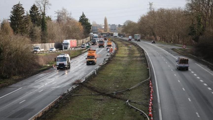 découvrez les causes et conséquences des accidents en 2025, ainsi que des conseils pour la prévention et la sécurité routière tout au long de l'année.