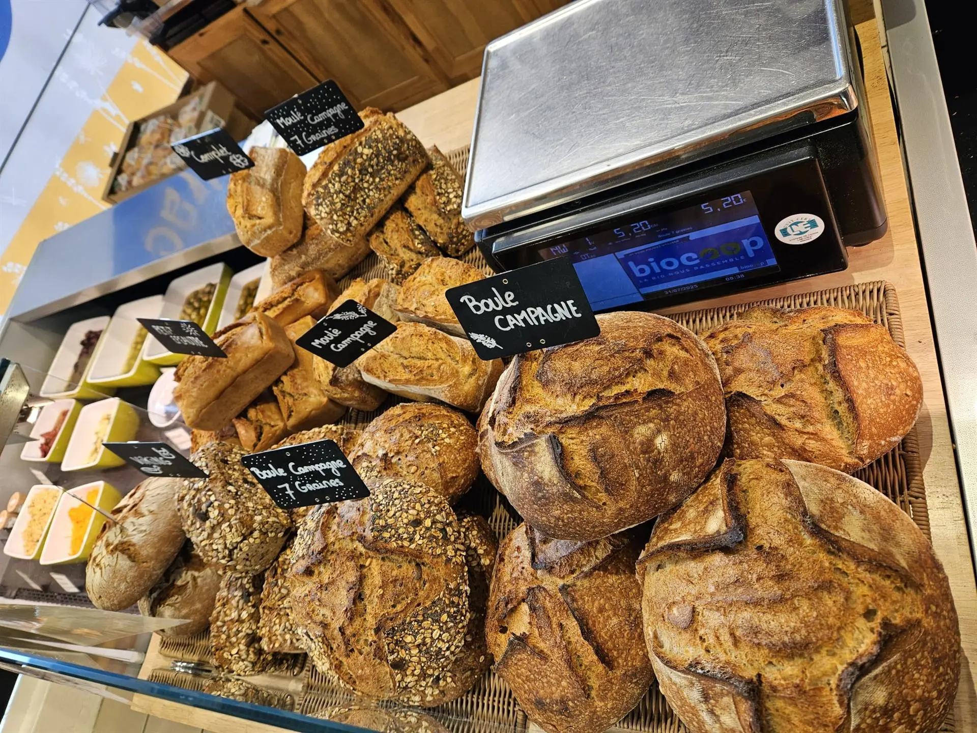 découvrez les meilleures boulangeries à bourg-en-bresse en 2025 : adresses, avis, spécialités artisanales et nouveautés pour savourer pains et pâtisseries dans la région.