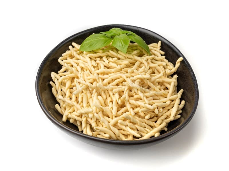 découvrez les trofie liguriennes, des pâtes artisanales originaires de ligurie, parfaites pour accompagner le pesto et savourer les saveurs authentiques de l’italie.