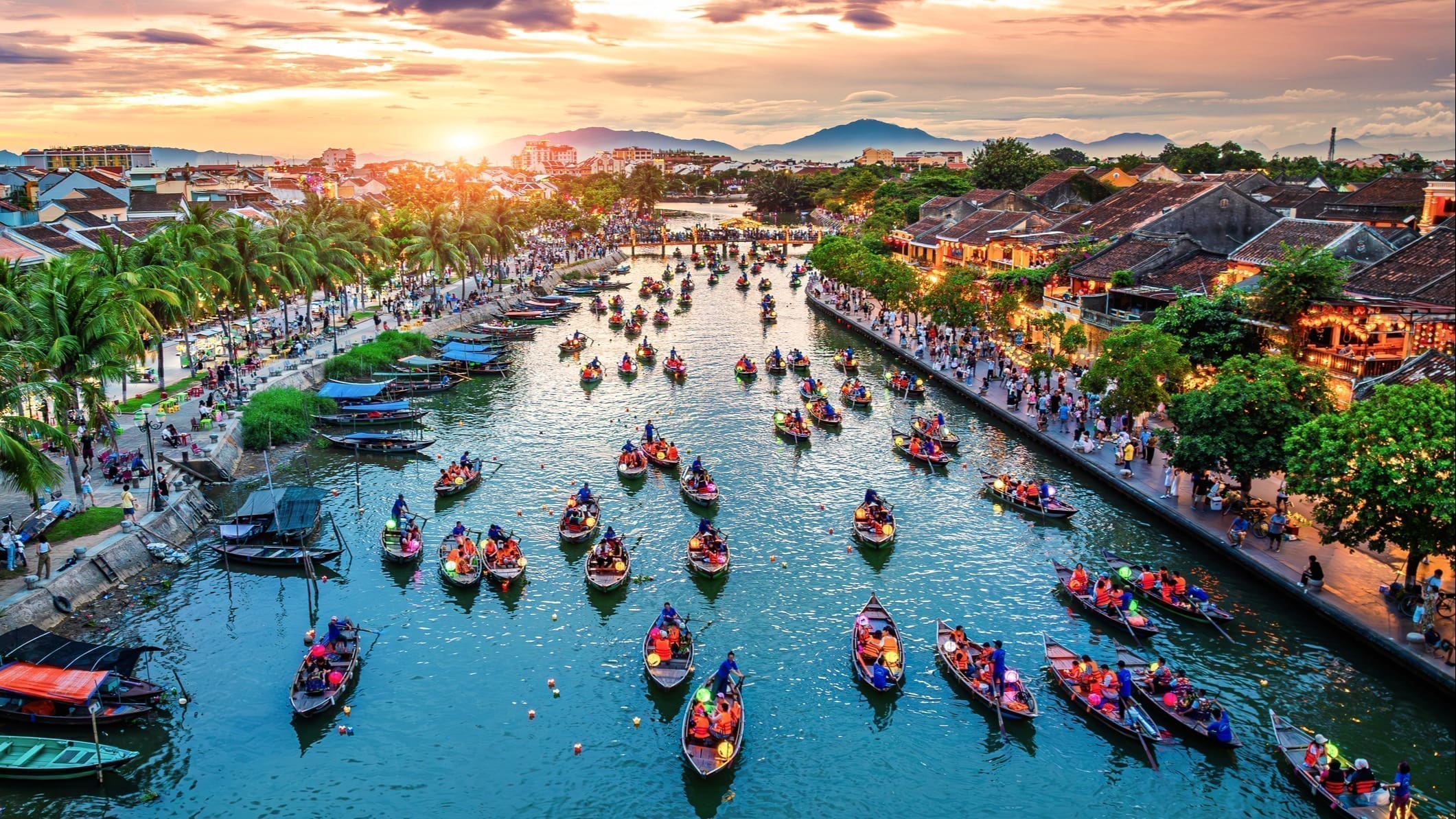 explorez hoi an, le cœur historique du vietnam, et découvrez son charme unique, ses ruelles anciennes et son riche patrimoine culturel.