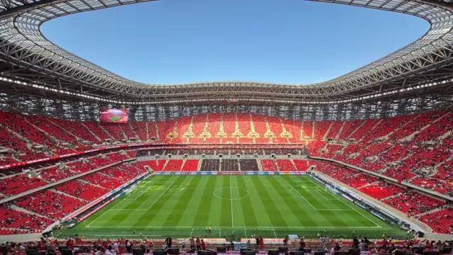 découvrez le stade adrar, joyau du sport marocain, symbole d’excellence et d’émotion, accueillant les plus grands événements sportifs au maroc.